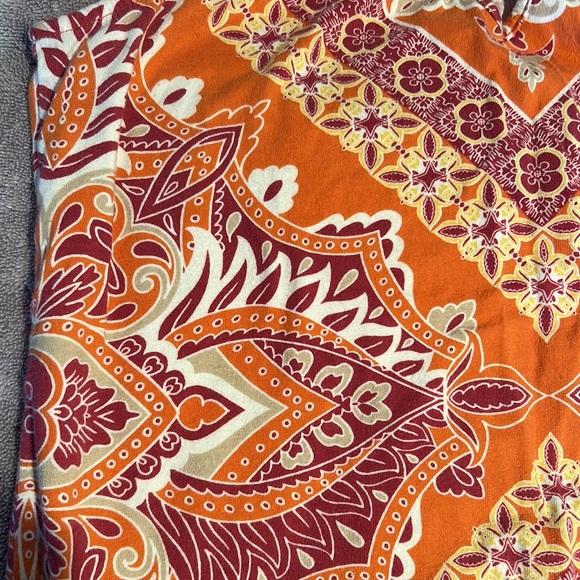 Sonoma woman’s sleeveless top. Size PM petite medium. - Picture 9 of 9